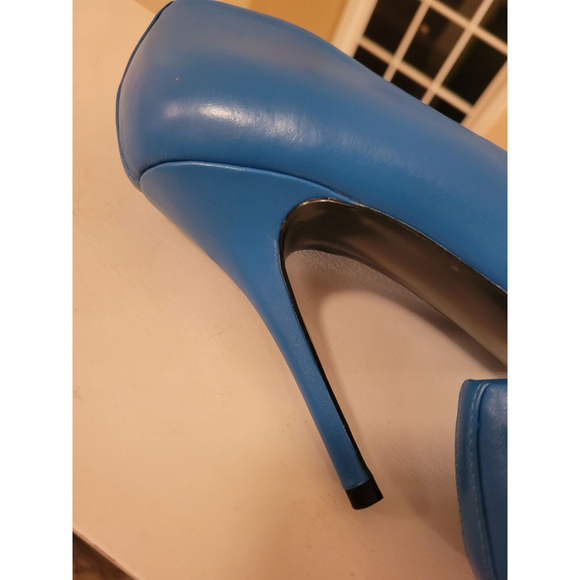 Steve Madden "Galleryy" Stilettos Pumps Size 8M - Picture 6 of 13
